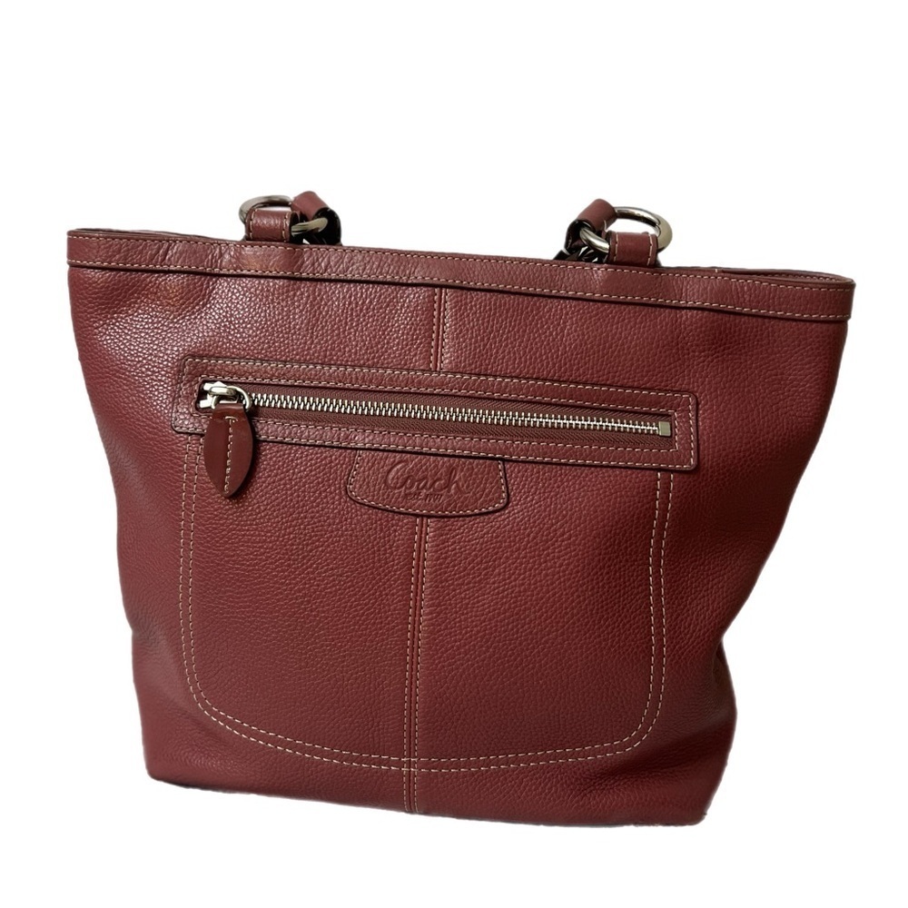 Coach Brown Leather Tote Bag with Structured Design